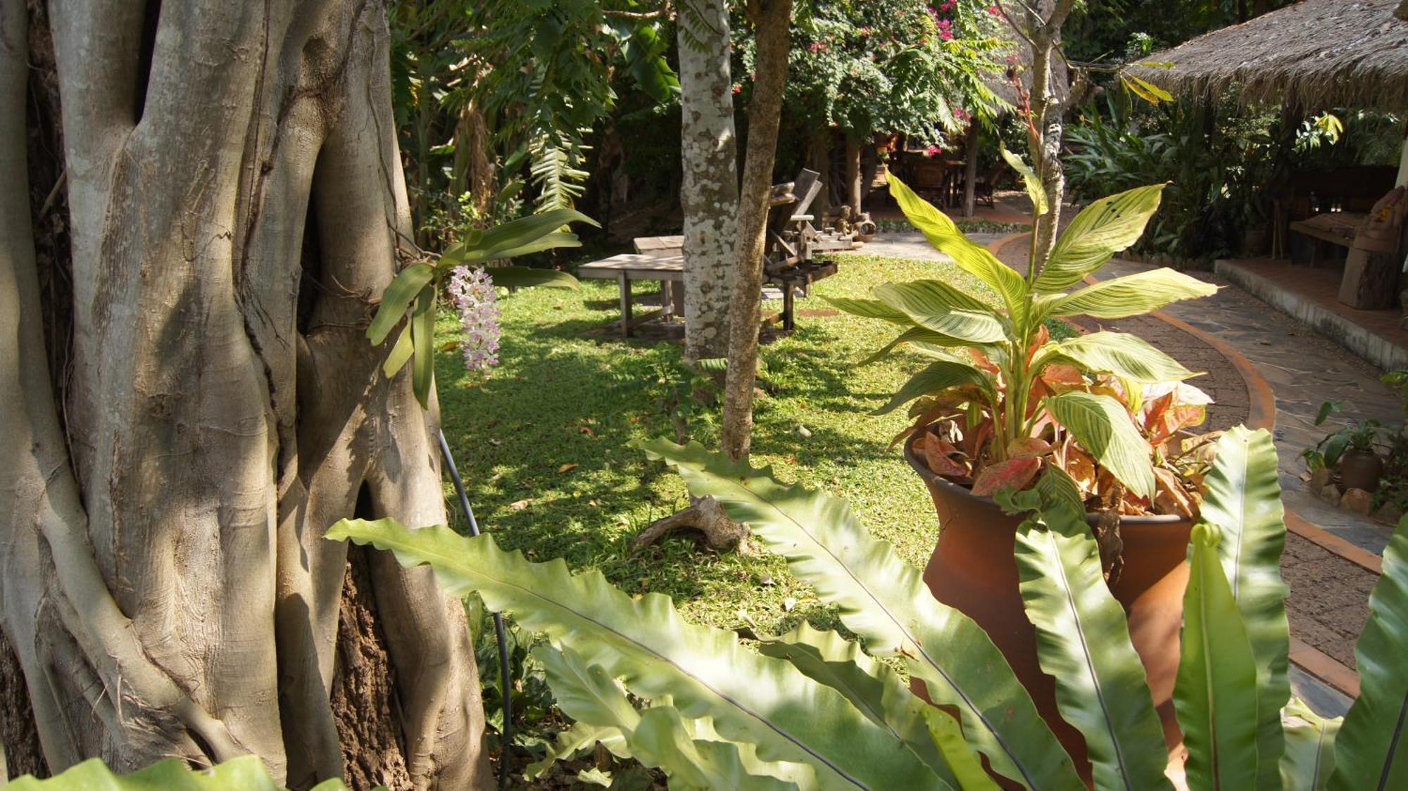 Mut Mee Garden Guest House Nong Khai Exterior photo